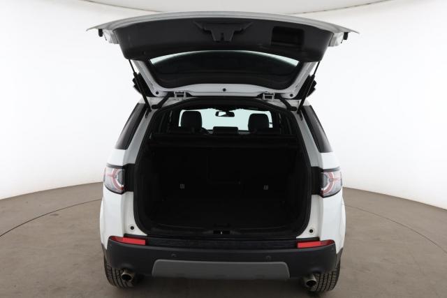 Land Rover Discovery Sport image 9