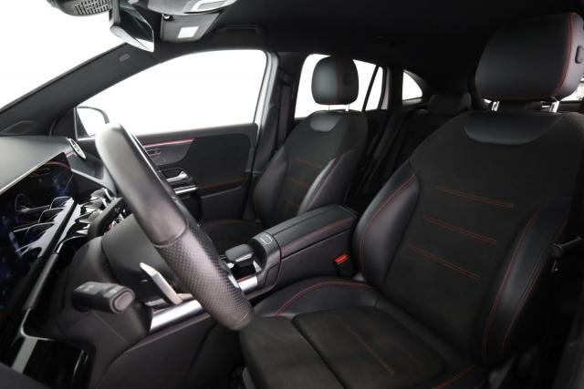Mercedes Benz Gla image 5