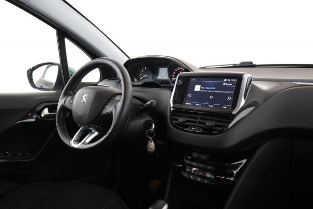 Peugeot 208 image 3