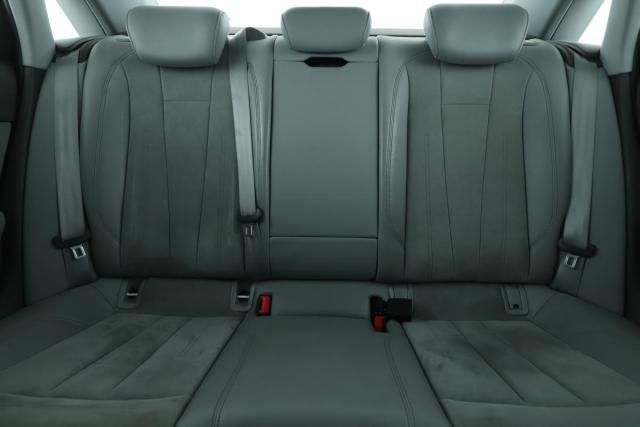 Audi A4 image 9