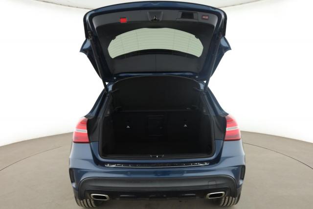 Mercedes Benz Gla image 6
