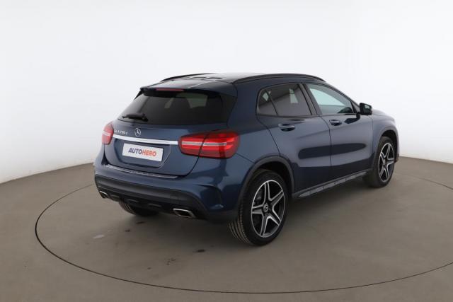Mercedes Benz Gla image 7