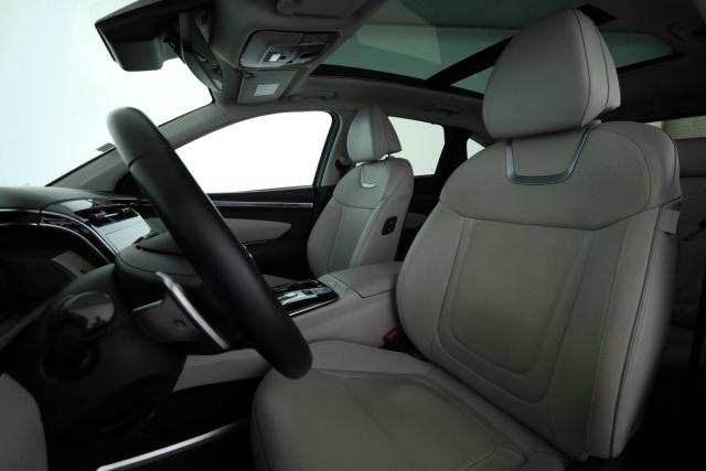 Hyundai Tucson image 3