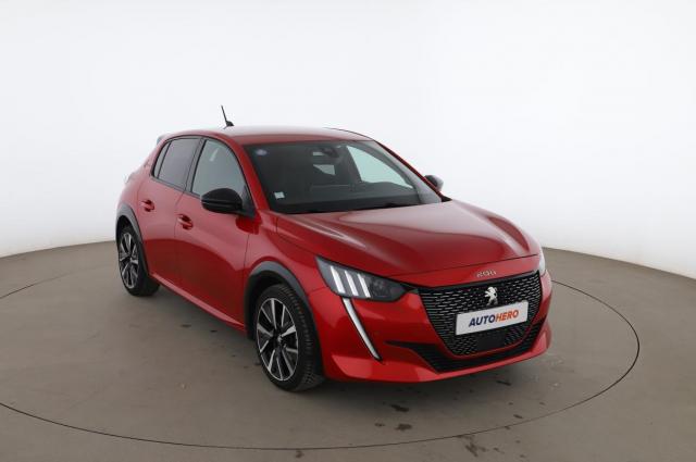 Peugeot 208 image 1