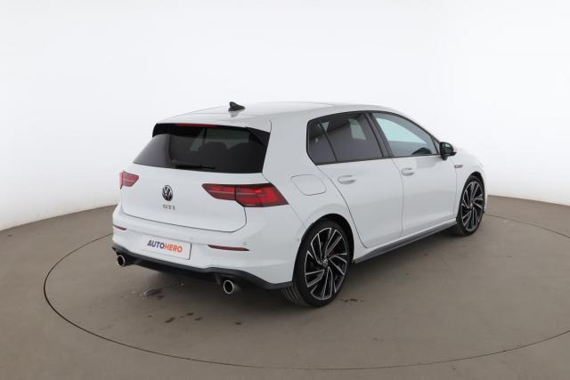 Volkswagen Golf image 5