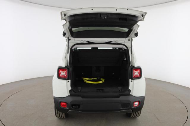 Jeep Renegade image 2