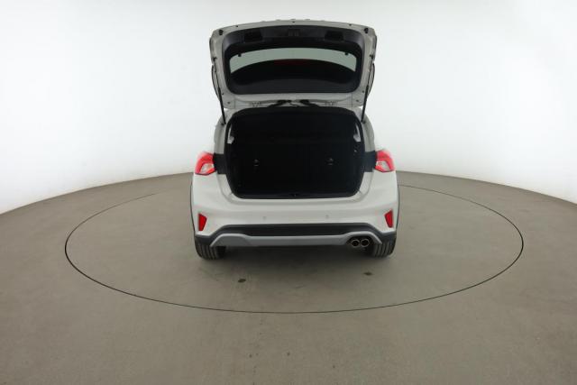 Ford Focus image 9