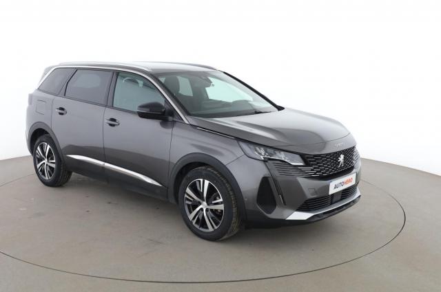 Peugeot 5008 image 1