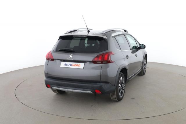 Peugeot 2008 image 2