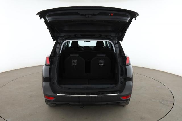 Peugeot 5008 image 9