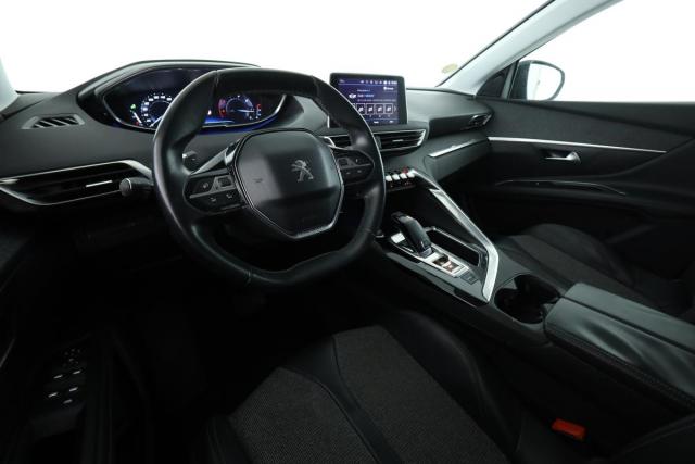 Peugeot 5008 image 2