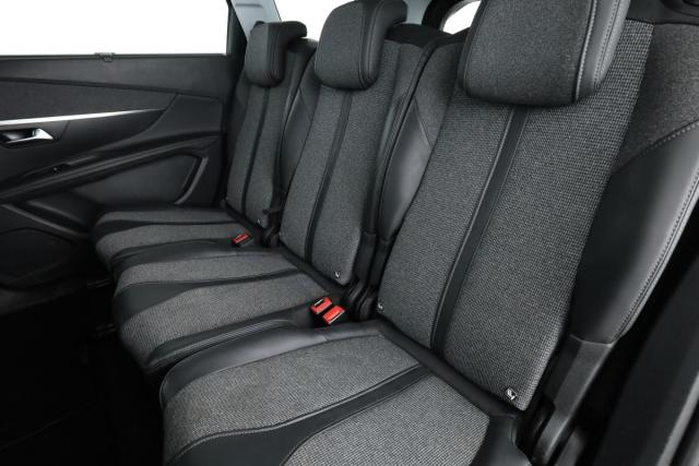 Peugeot 5008 image 6