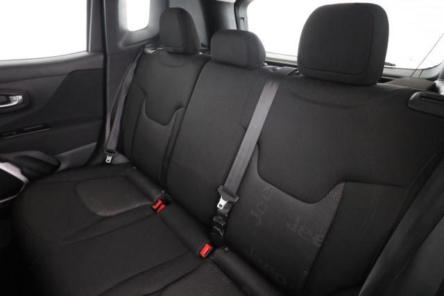 Jeep Renegade image 3