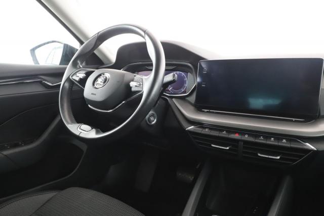 Skoda Octavia image 3