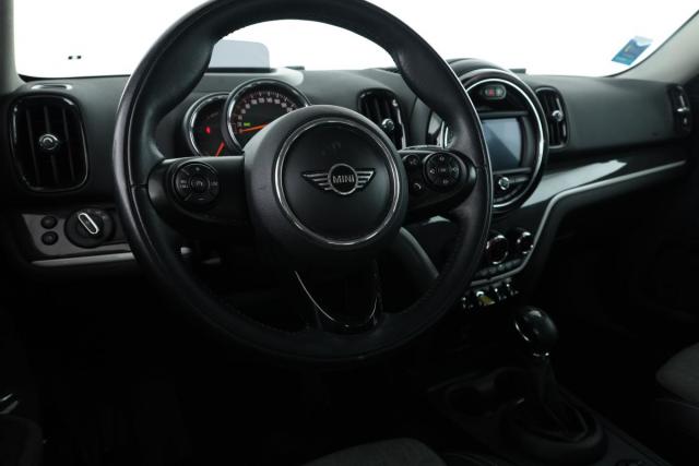 Mini Countryman image 9