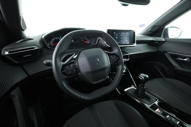 Peugeot 2008 image 9