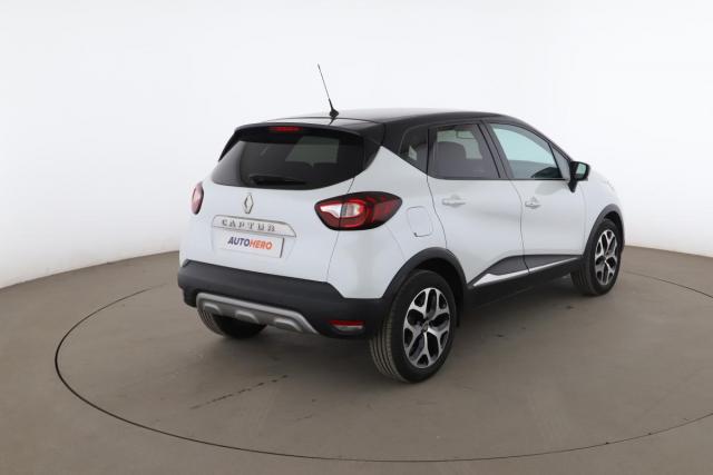 Renault Captur image 8