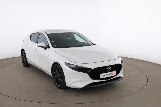 Mazda 3 image 2