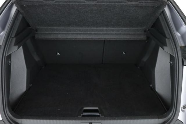 Peugeot 2008 image 9