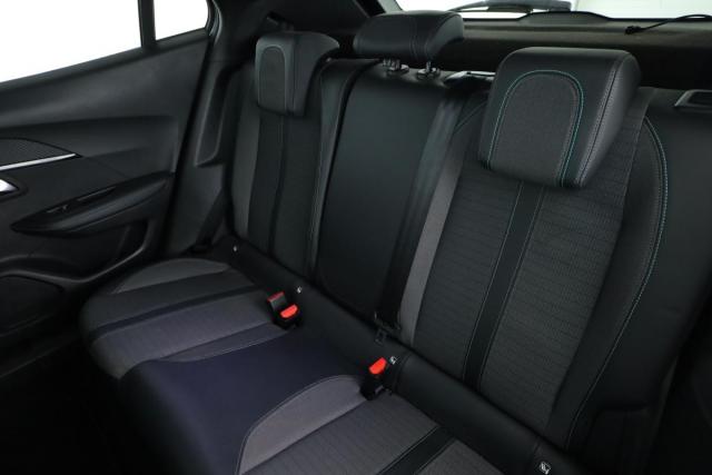 Peugeot 2008 image 5