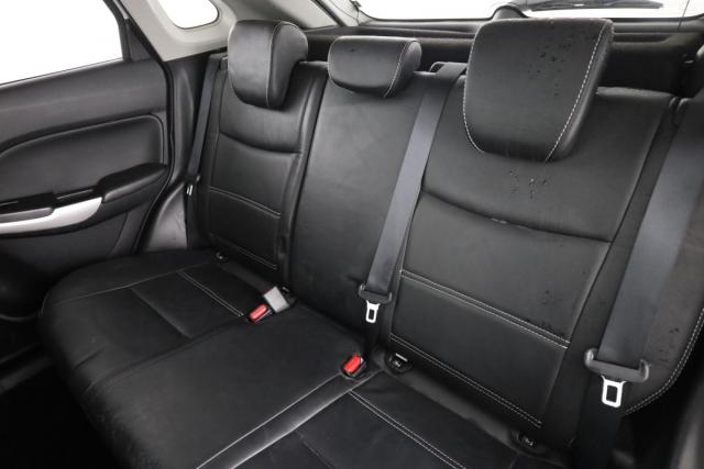 Suzuki Baleno image 8