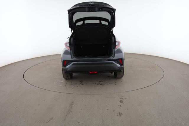 Toyota C-Hr image 4