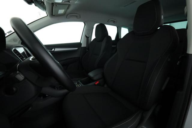 Skoda Karoq image 3