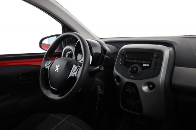 Peugeot 108 image 1