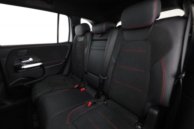 Mercedes Benz Glb image 4