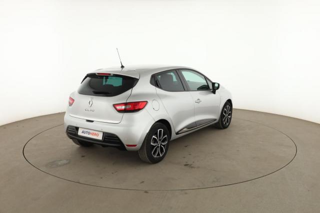 Renault Clio image 8