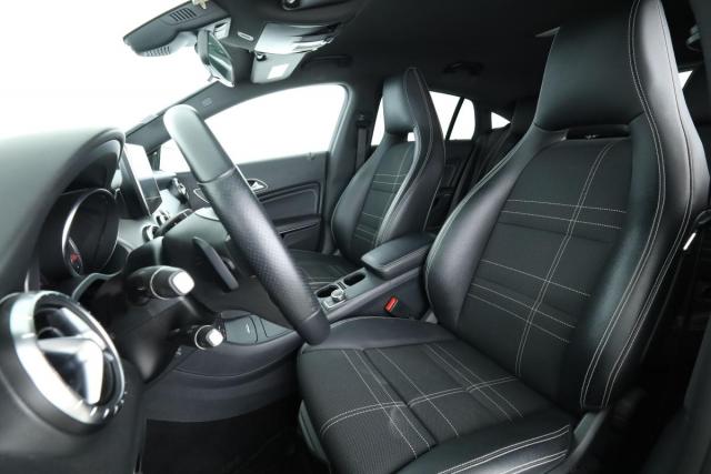 Mercedes Benz Cla Shooting Brake image 3