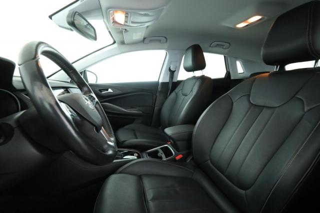 Opel Grandland X image 8