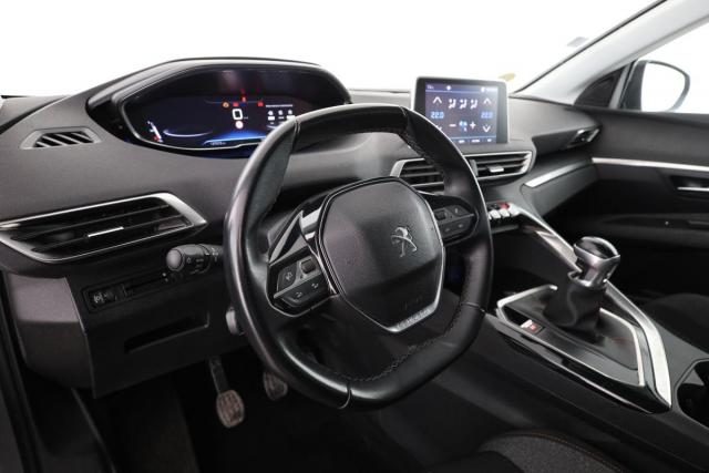 Peugeot 3008 image 1