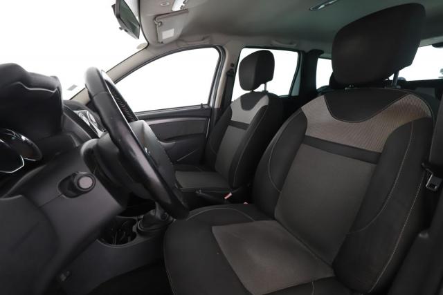 Dacia Duster image 9