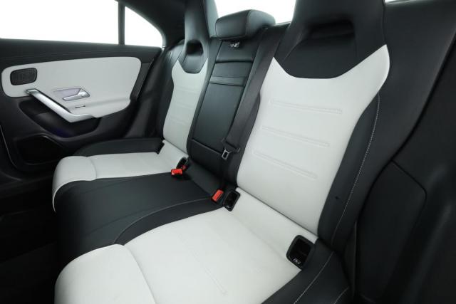 Mercedes Benz Cla image 7