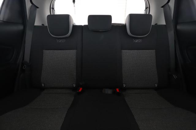 Toyota Yaris image 8