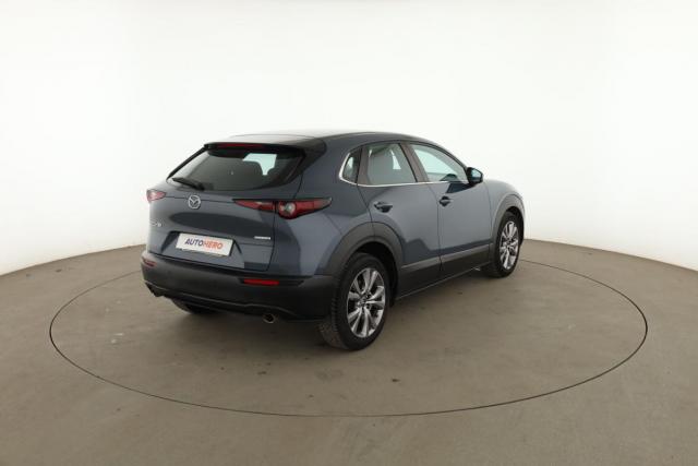 Mazda Cx-30 image 8