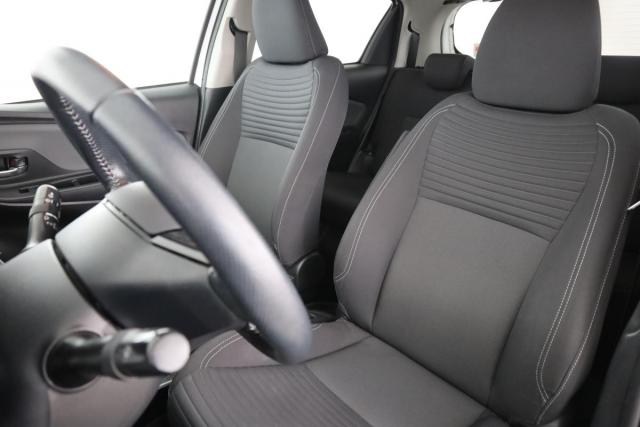 Toyota Yaris image 6