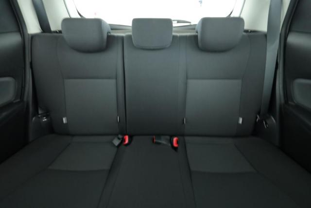 Toyota Yaris image 9