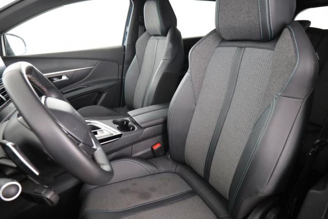 Peugeot 5008 image 3