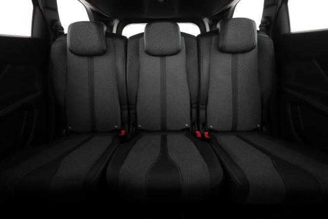Peugeot 5008 image 6