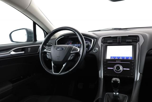 Ford Mondeo image 7