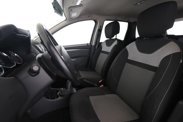 Dacia Duster image 9