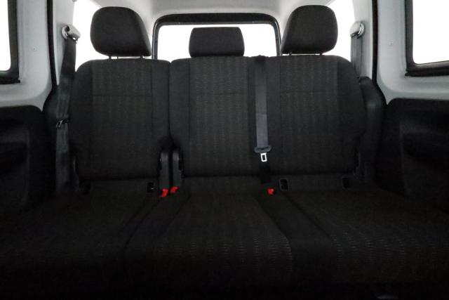 Volkswagen Caddy image 6