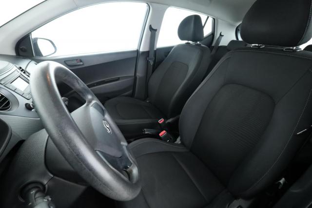 Hyundai I10 image 9