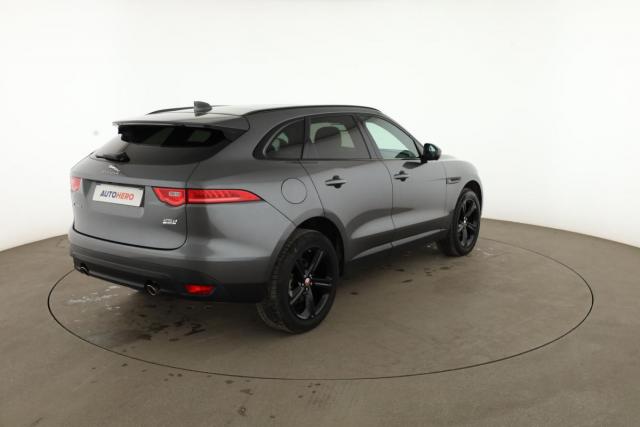 Jaguar F-Pace image 2
