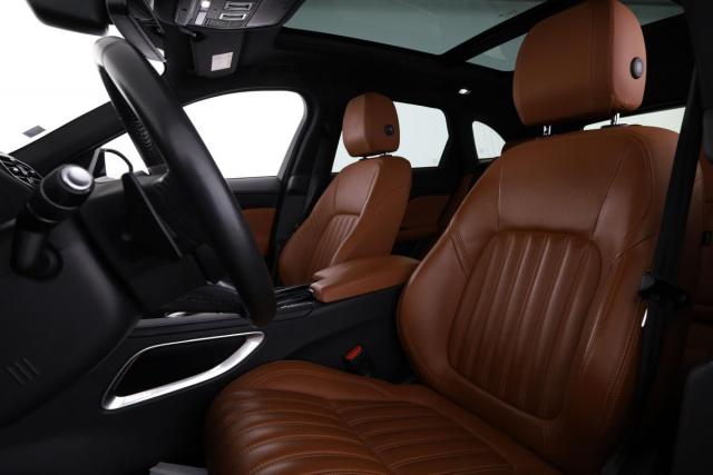 Jaguar F-Pace image 6