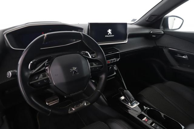 Peugeot 2008 image 4