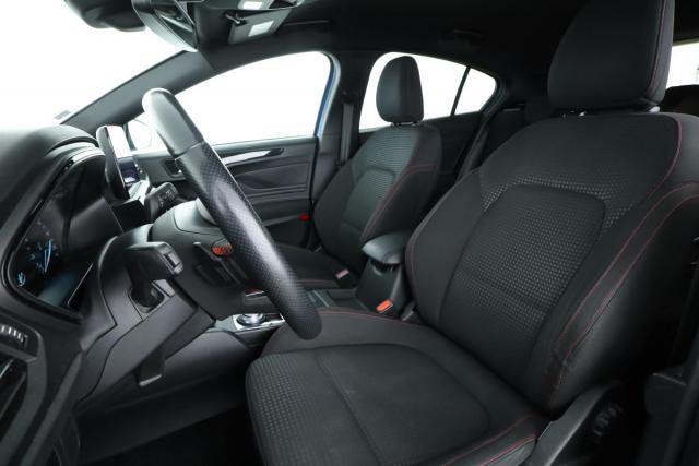 Ford Focus image 9