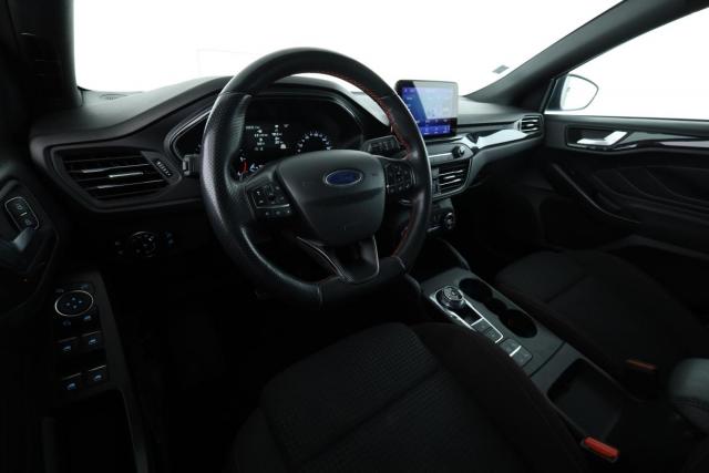 Ford Focus image 7